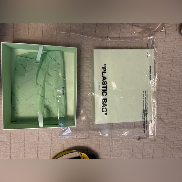 Off-White Clip mini bag - Picture 2 of 11